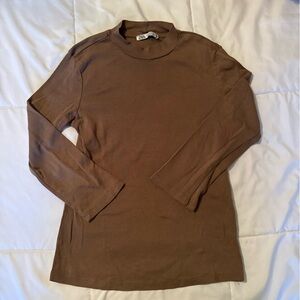 Zara Women’s Taupe Mock Neck Top